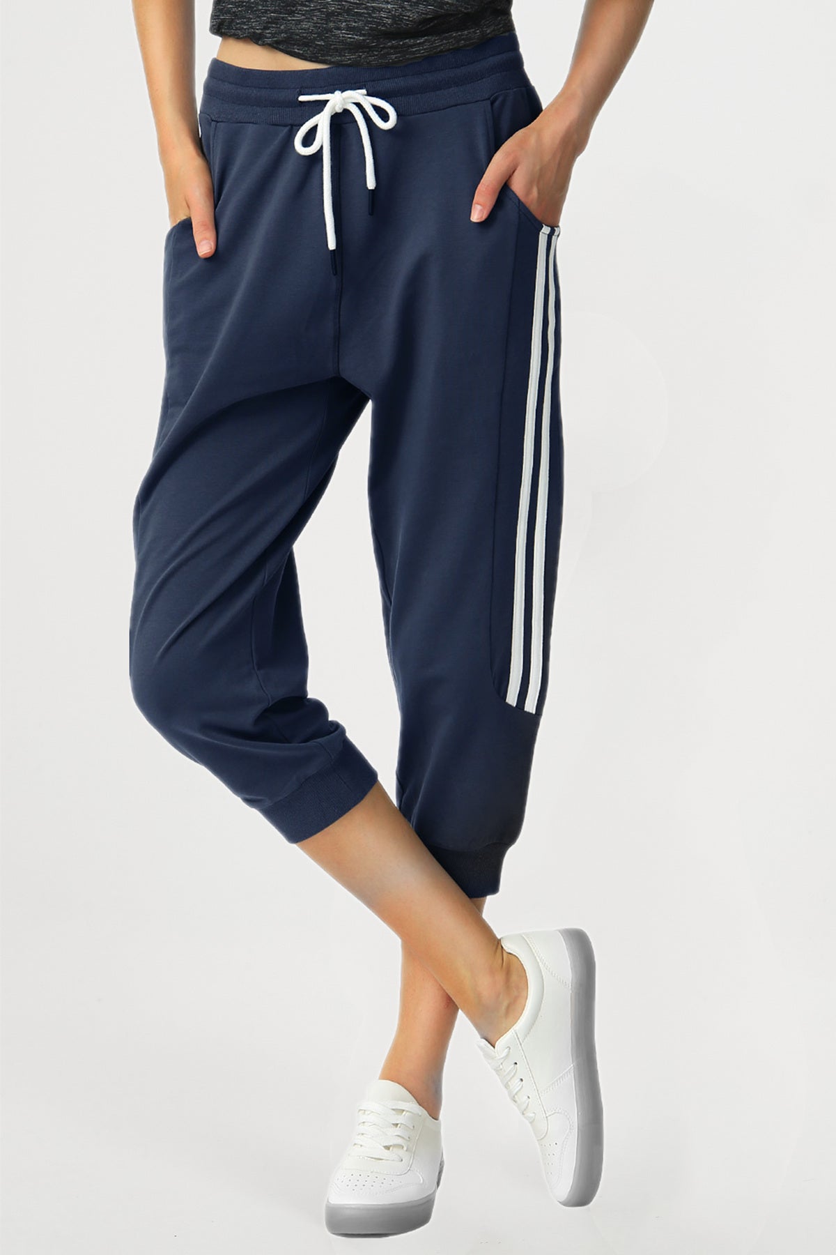 Women Capri Sweatpans Stretch Casual Joggers Pockets Stripes